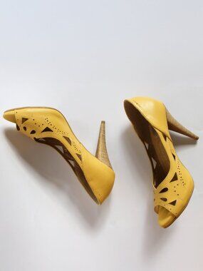Light Yellow High Heel Vegan Shoes with Wooden Heel